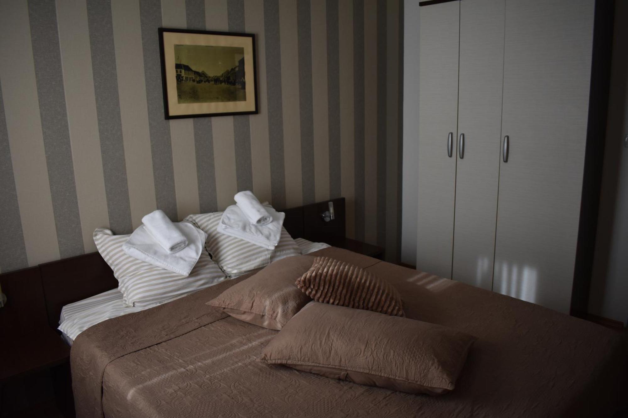 Garni Hotel Lion Jagodina Luaran gambar