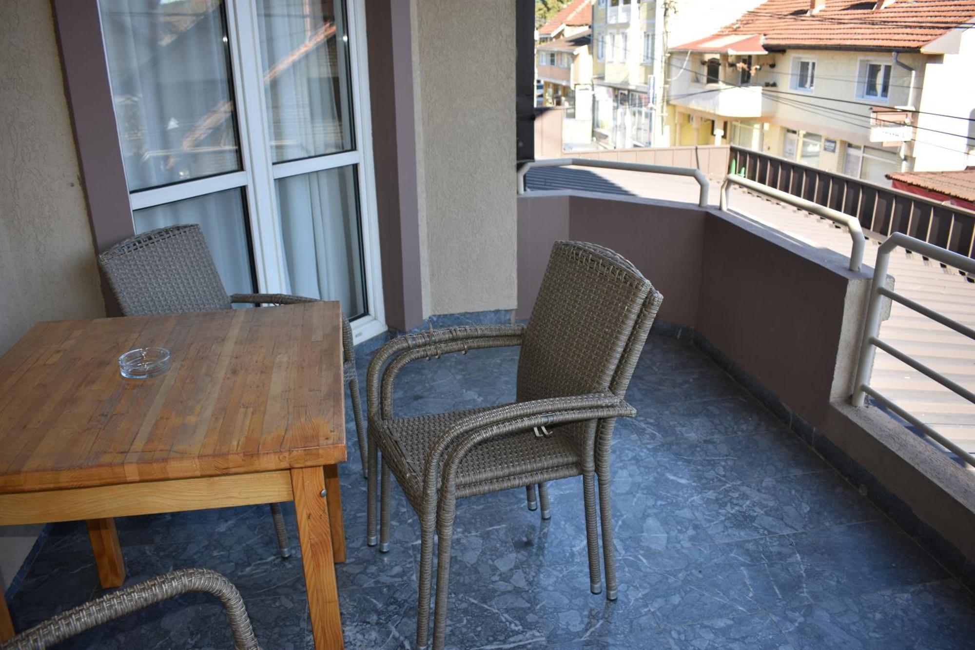 Garni Hotel Lion Jagodina Luaran gambar