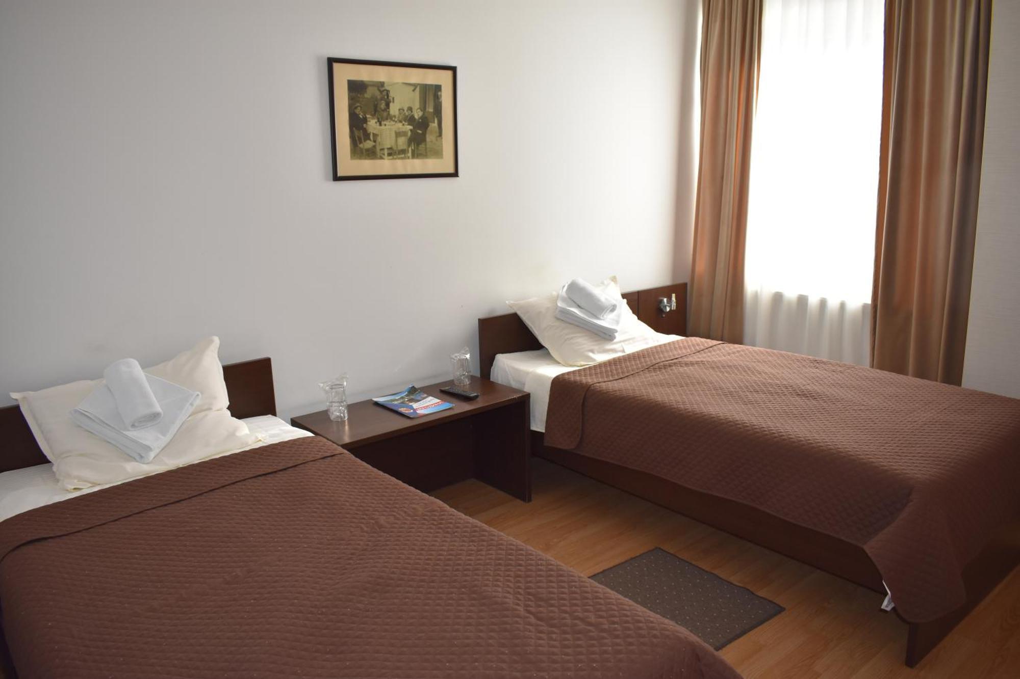 Garni Hotel Lion Jagodina Luaran gambar