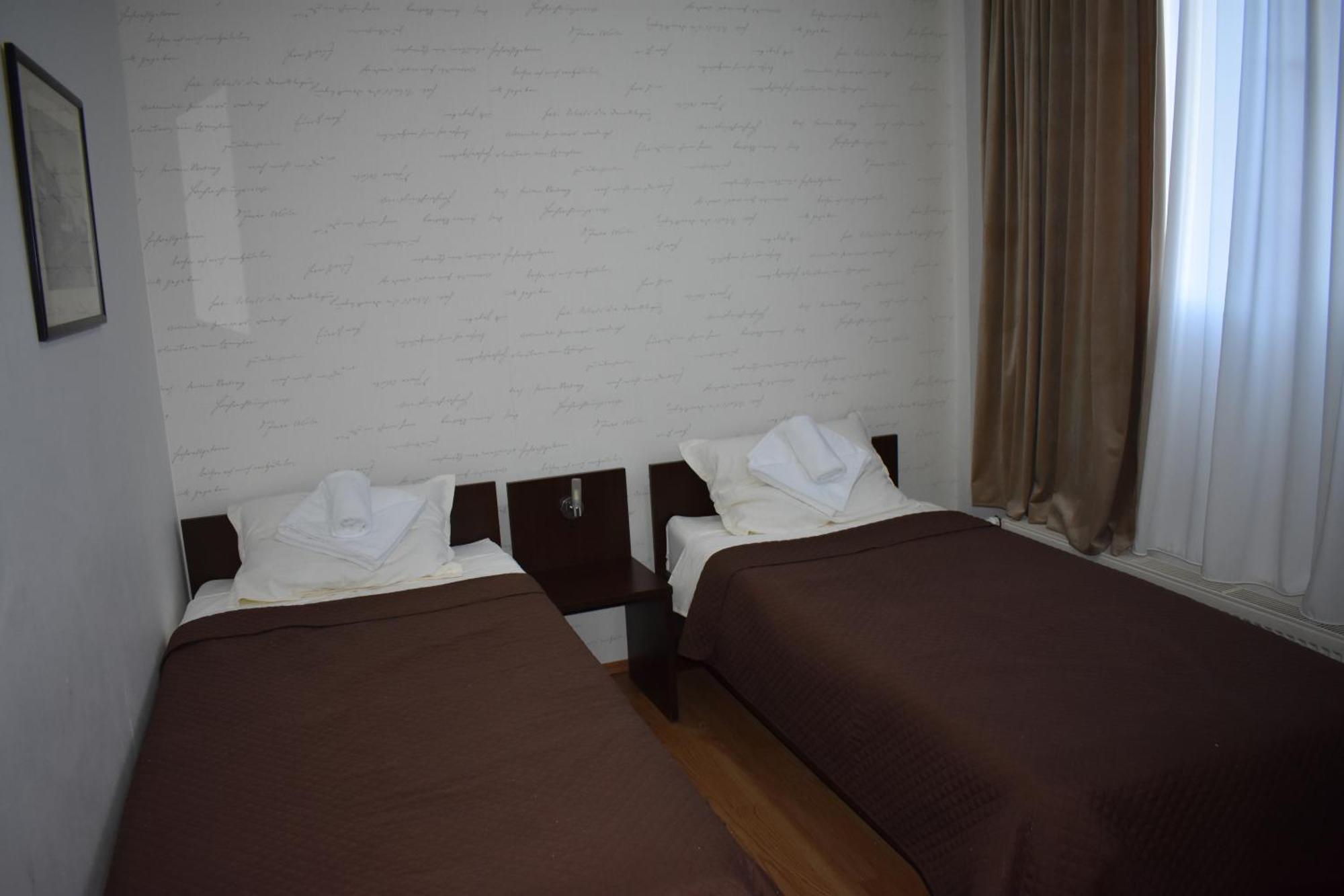 Garni Hotel Lion Jagodina Luaran gambar